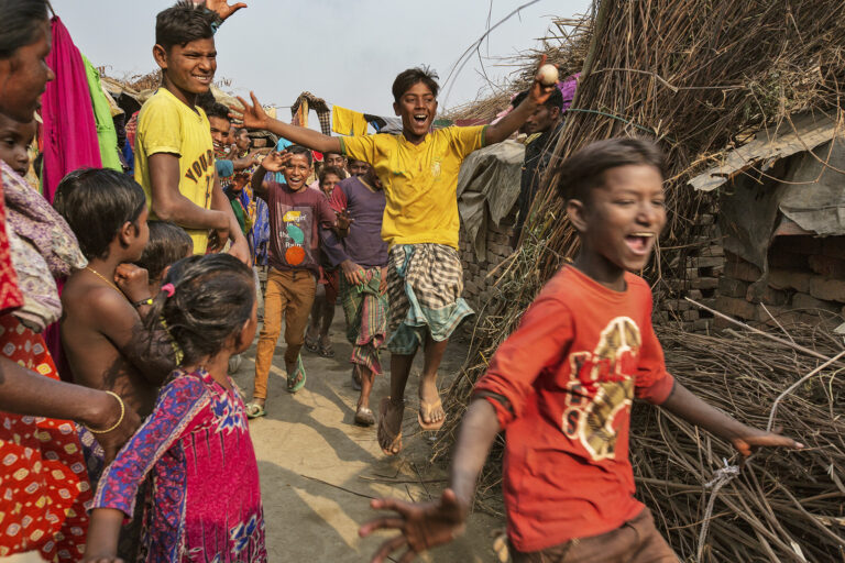 Impression of Bangladesh - Jump for joy